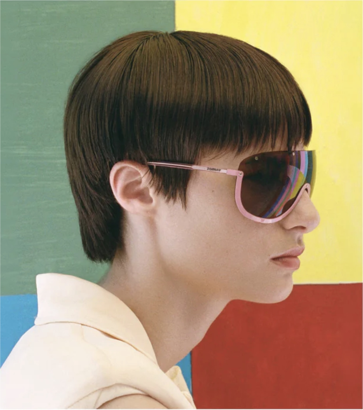 Campagne zomer SS'26 — fond coloré de la piscine de la villa Trapenard